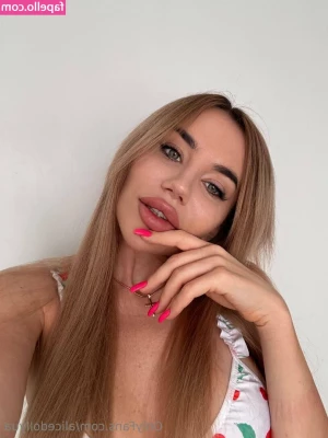 alicedollyua - Waiting for you on Skype! Esperando você no Skype!