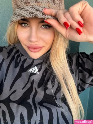alicedollyua - Its Tasty Taco Tuesday  👅 come chat with me and lets part 1