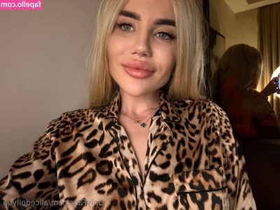 alicedollyua - Just in for the Holidays  I m going to need my Wing Girl to help tie