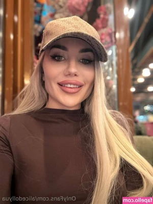 alicedollyua - Phat ass white girl
