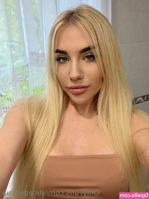 alicedollyua - To all my Doms   I have something to tell you ahem inhales  Make  Me