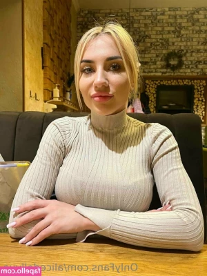 alicedollyua - DO NOT TELL the reddit police but can yall like this comment on