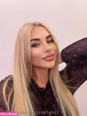 alicedollyua - I m horny