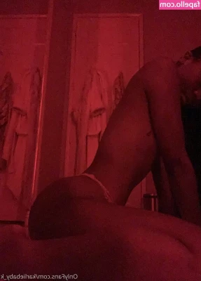 karliebaby_k [ karliebaby-k ] - add my paid page for the lesbian content you re dying to see    5 rn