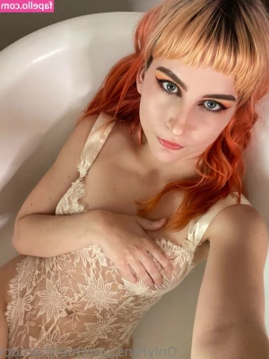 meishamock - Jerking off outsdie!