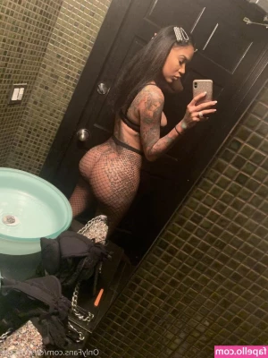 PrettyRedz - https throne me u pearlpeony    Did you send me a birthday gift yet