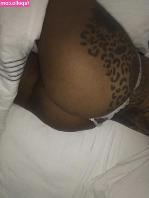 PrettyRedz - tattoogirlinvagina is your all-natural butt queen    She s ready and