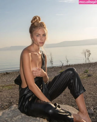 Mishel Gerzig [ mishel-gerzig ] - Tell me what your in the mood for right now