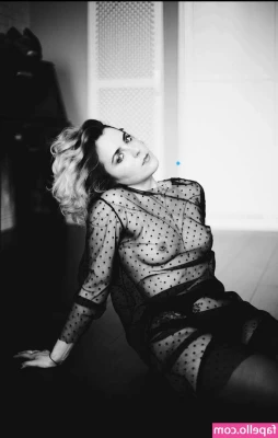 Maria Skorchenko [ maria-skorchenko ] - Stretch me out  x x