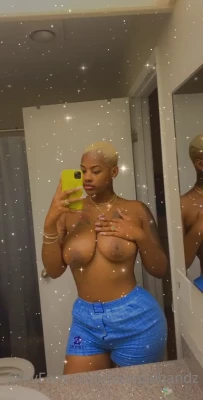 Blondiebandz - Perky nips for you to suck on 👄