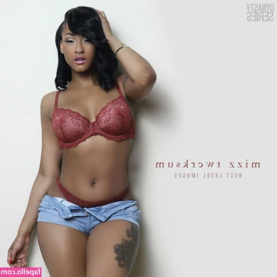 Mizz Twerksum [ mizz-twerksum ] - I CUM ON MYSELF