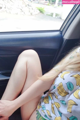 Milkyth - Hump day  Tits and ass  Please use both
