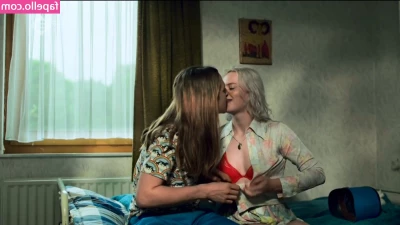 Nanna Op Het Veld [ nanna-op-het-veld ] - This ass loves tips