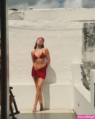 Hunter Deno [ hunter-deno ] - My boobs in this bra 😳🥵