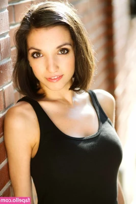 Julia Macchio [ julia-macchio ] - omg  i just went through the car wash and the thing tore my front