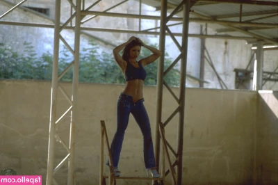 Veronica Zemanova [ veronica-zemanova ] - 2 poses  which is your fave