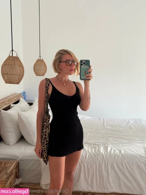 maryshape [ maryshape-1 ] - I just made a mess for you in the shower! 😋 DM so I can show you ;)