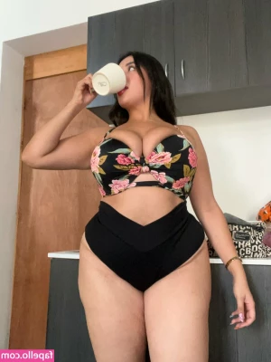 baelib - Have you ever played with ice cream during sex  I haven t until today
