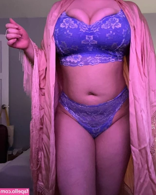 Rosaline Magdalene [ rosaline-magdalene ] - A little relaxation before Mexico