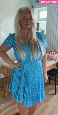 Julie - I’m so cute in the morning, I literally never sleep with clothes