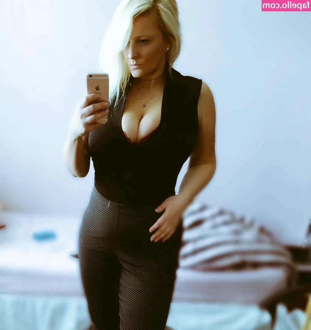 Julie - suck one at a time