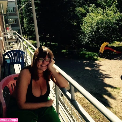 Veronika Ivanova [ veronika-ivanova ] - Happy New Year    I think I started this year the way it should have