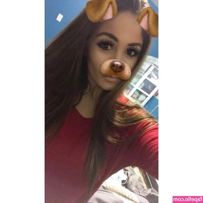 Gabriella - Hey daddies🥰 tip on this post and get 2 surprises in your DMs part 1