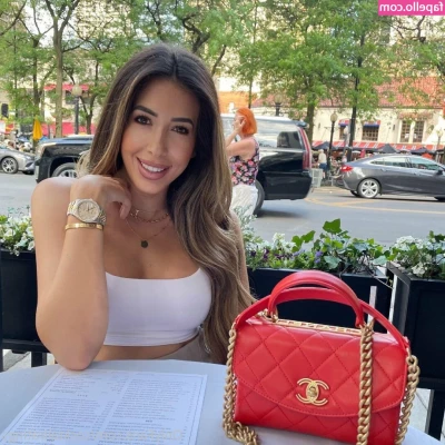 cocktailratings - ᴡᴇʟᴄᴏᴍᴇ ʙᴀʙʏ  maria_085     Play with my ass and we