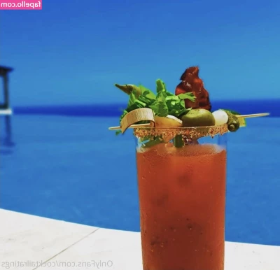 cocktailratings - Tanning