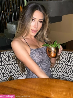 cocktailratings - barely there bikini and short shorts is my favorite outfittt to tease