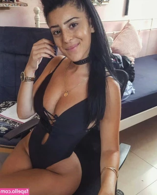 Tehila_emergi [ tehila-emergi ] - Good morning beautiful people! I've decided I'm going out for coffee,