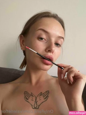 Valerie Flor - Some   play  Lmk what you want to see