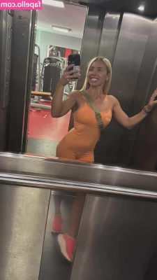Daniela Blazheva [ daniela-blazheva ] - Can you tell I like to be cheeky? 😋