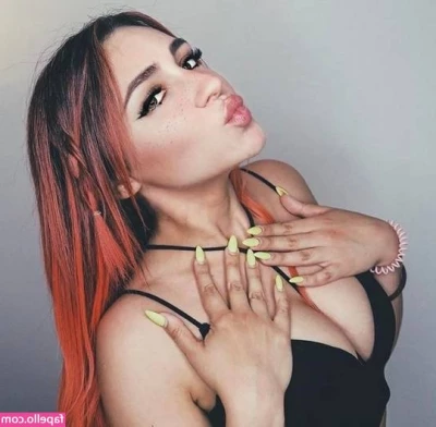 Regina Hixt [ regina-hixt ] - i have no clever caption, just nudity