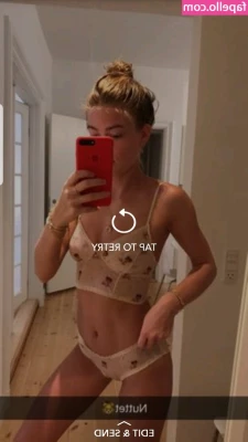 Emili Sindlev [ emili-sindlev ] - I love this outfit do you love this outfit as much as I do