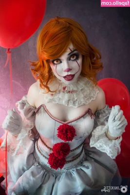 JinxKittie Cosplay [ jinxkittie-cosplay ] - I want to drain some loser gooner ATM while I lay in bed and edit my