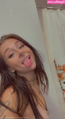 naughtybodybritt - My pussy craving your meat 🤤🤤🤤🤤