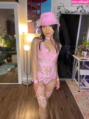 Jeannie Elise Mai [ jeannie-elise-mai ] - You like to see this pussy  come and check it out at my vip page  