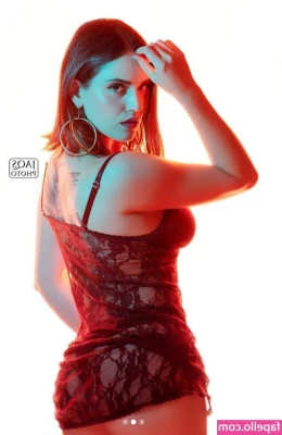 Ophelie Rullier [ ophelie-rullier ] - Looked in my closet didn t have anything to wear sooooooo