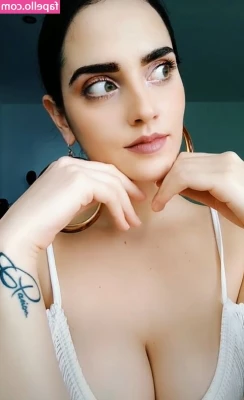 Ophelie Rullier [ ophelie-rullier ] - Sunday :)