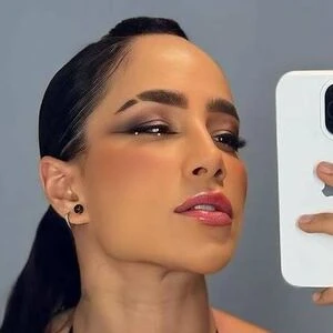 Michele Andrade