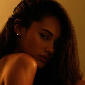 Julia Bates