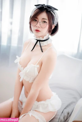 kansuda - I'm going to watch you squirm as your blue balls throb.