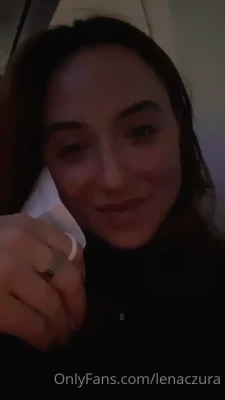lenaczura - A little booty shaking for you, and even more in your DMs if you’re