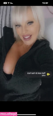 Mollyjfoxx - I want you to slide in me and I'll smile and thank you for  making me