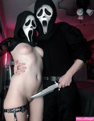 Katietriggersme - POV: We’re hanging out and I’m only wearing a hoodie, and