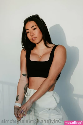 alaskafornia - i can turn any game into a sexy adventure