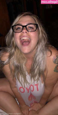 Comewatchkitty - You know how horny I get in public spaces
