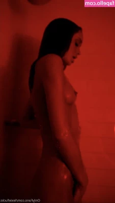 Lexiefucks - Do you want to see more of my huge and juicy tits babe
