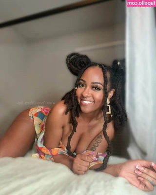 Iconic3ileen - sneak peak of some custom content   stuffed